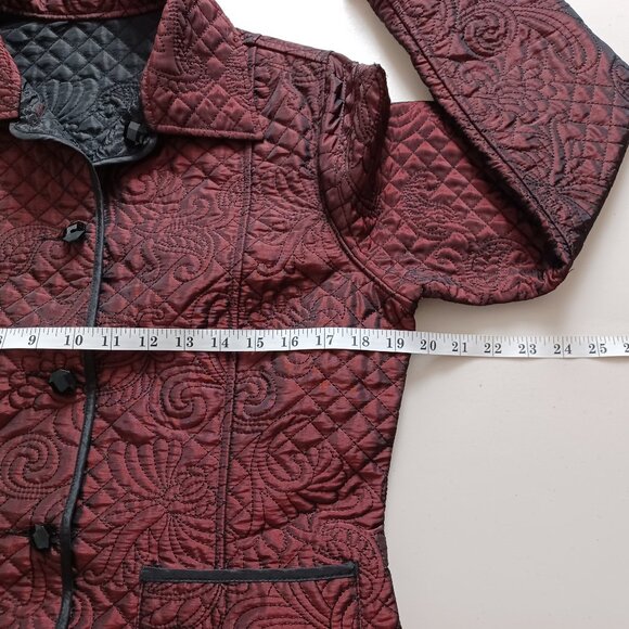 Reversible Pattern Quilted Jacket - Picture 10 of 15